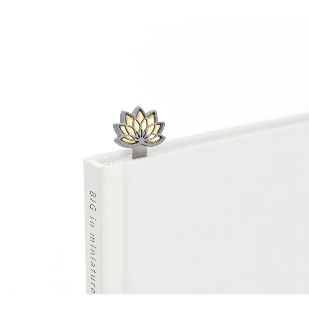 bookmarker  metamorphose (lotus)
